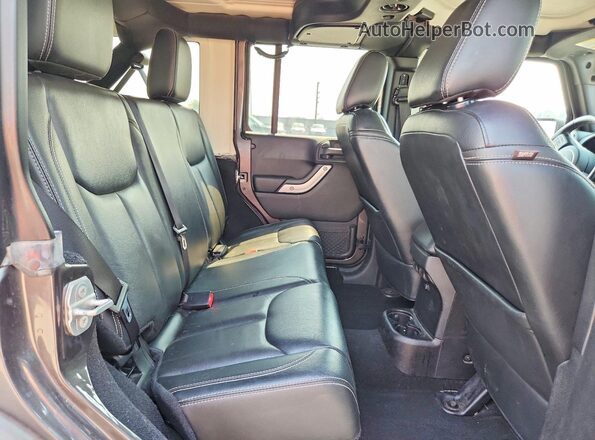 1C4HJWFG8GL179517 2016 JEEP WRANGLER Gray უკანა სალონის ხედი