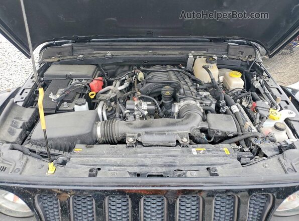 1C4HJXCG3PW532707 2023 JEEP WRANGLER Black Vista del compartimento del motor