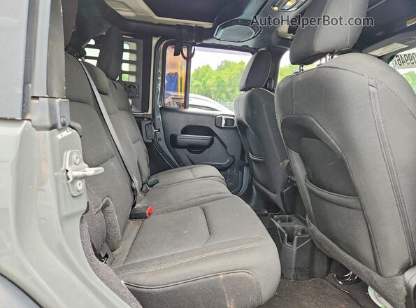 1C4HJXDG1NW124654 2022 JEEP WRANGLER Gray Rear interior view
