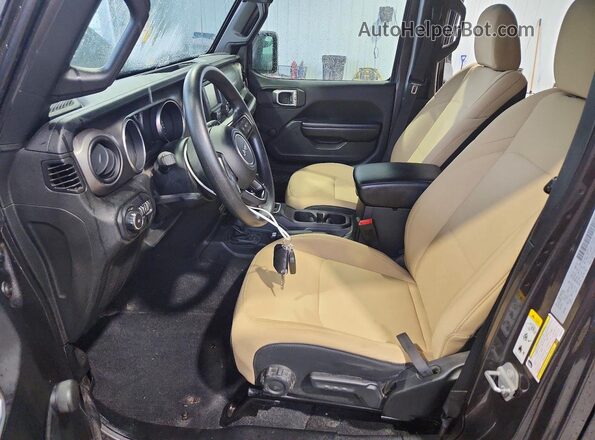 1C4HJXDG2JW165448 2018 JEEP WRANGLER Gray Vista interior delantera