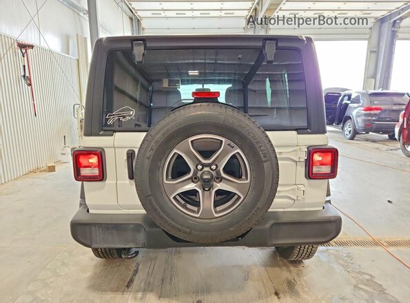 1C4HJXDG2NW133962 2022 JEEP WRANGLER White Rear view