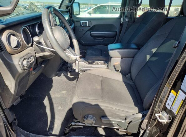 1C4HJXDG3JW155351 2018 JEEP WRANGLER Черный Вид салона спереди