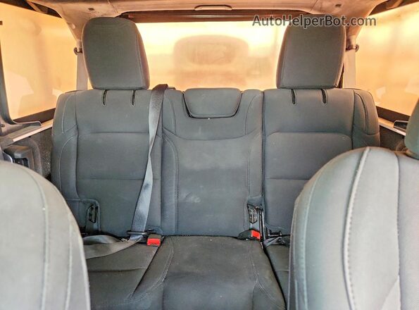 1C4HJXDG6LW229770 2020 JEEP WRANGLER Silver Вид задніх сидінь