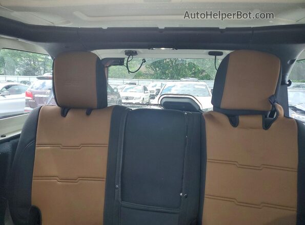 1C4HJXDG8MW836450 2021 JEEP WRANGLER Gray უკანა სავარძლების ხედი