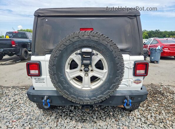 1C4HJXDN0JW327897 2018 JEEP WRANGLER White უკანა ხედი