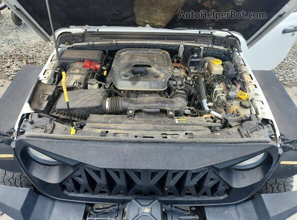 1C4HJXDN0JW327897 2018 JEEP WRANGLER White უკანა სალონის ხედი