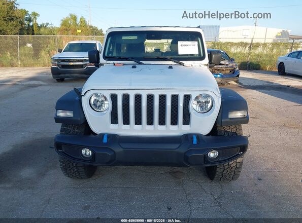 1C4HJXDN1MW648061 2021 JEEP WRANGLER UNLIMITED Белый Вид щитка приборов