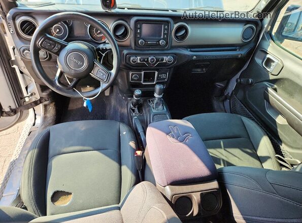 1C4HJXDN2JW221600 2018 JEEP WRANGLER Silver Առջևի վահանակի տեսք