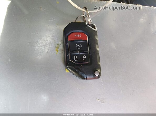 1C4HJXDN2MW740005 2021 JEEP WRANGLER UNLIMITED Красный Вид панели приборов