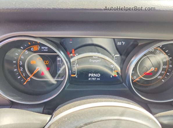 1C4HJXDN4LW347587 2020 JEEP WRANGLER Белый Вид щитка приборов