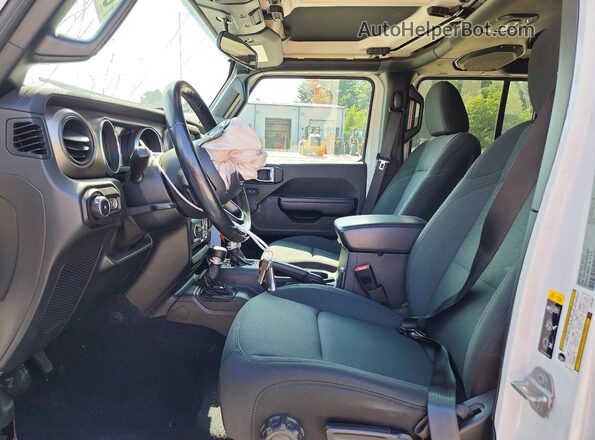 1C4HJXDN4LW347587 2020 JEEP WRANGLER Белый Вид салона спереди