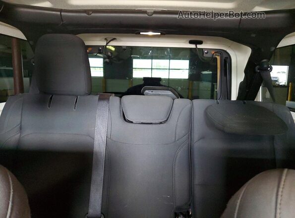 1C4HJXDN5JW189404 2018 JEEP WRANGLER Gray Vista de los asientos traseros
