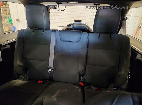1C4HJXDN5KW689368 2019 JEEP WRANGLER Белый Вид задних сидений