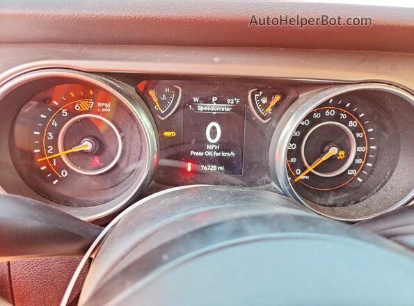 1C4HJXDN6JW203763 2018 JEEP WRANGLER Оранжевый Вид щитка приборов