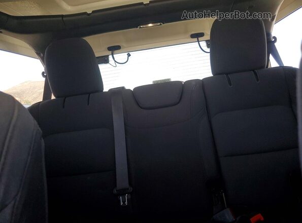 1C4HJXDN8PW687072 2023 JEEP WRANGLER Gray Rear seats view