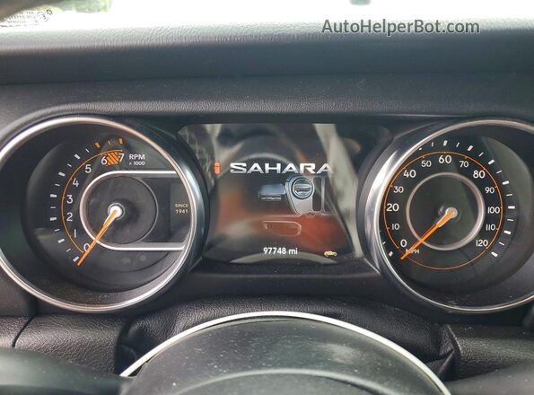 1C4HJXEN6LW224517 2020 JEEP WRANGLER Gray ხელსაწყოთა პანელის ხედი