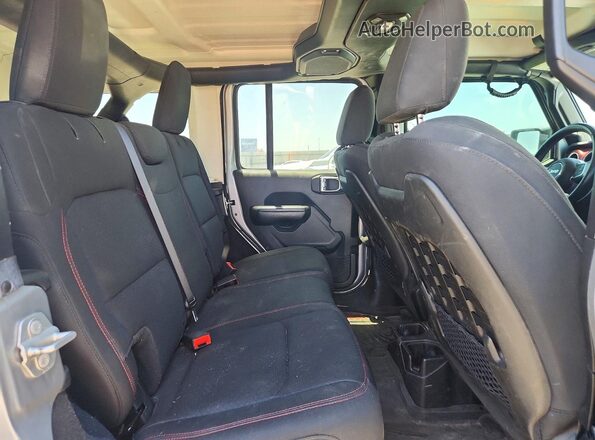 1C4HJXFG3JW122993 2018 JEEP WRANGLER Silver Հետևի նստատեղերի տեսք