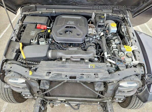 1C4HJXFN2LW111128 2020 JEEP WRANGLER Угольный Вид задней части салона