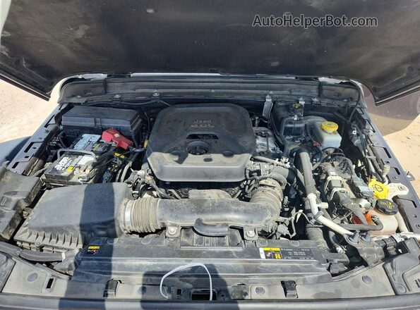 1C4HJXFNXMW513982 2021 JEEP WRANGLER Gray Vista interior trasera