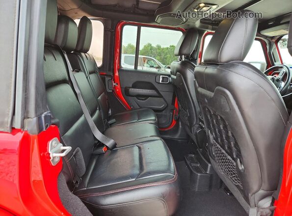 1C4JJXFM2MW571674 2021 JEEP WRANGLER Red Rear seats view