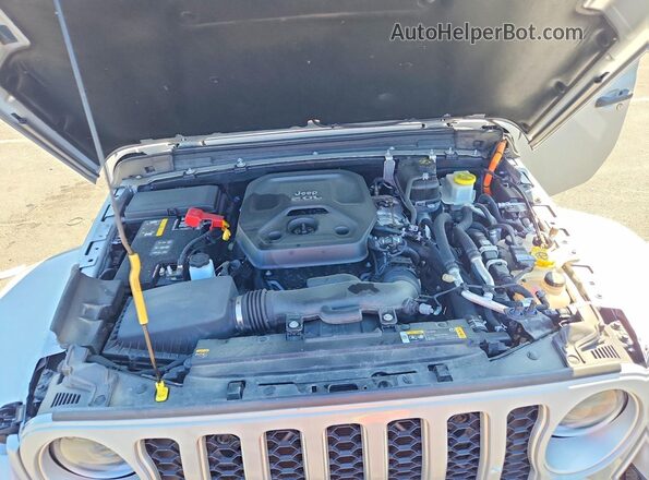 1C4JJXP68PW514805 2023 JEEP WRANGLER Silver ძრავის განყოფილების ხედი