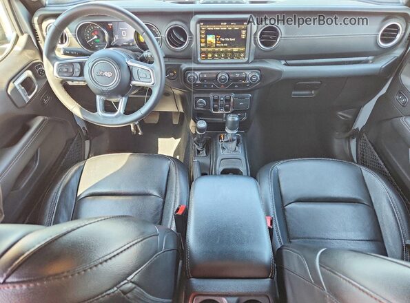 1C4JJXP68PW514805 2023 JEEP WRANGLER Silver წინა პანელის ხედი