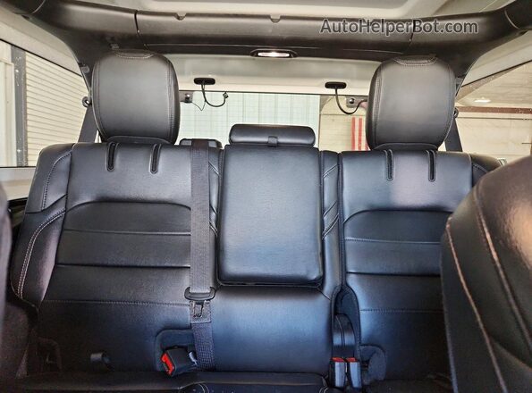 1C4JJXP69NW270823 2022 JEEP WRANGLER Black Vista de los asientos traseros