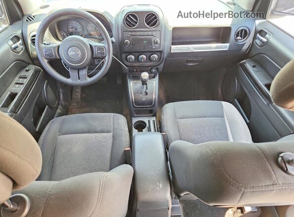 1C4NJCBA1GD546738 2016 JEEP COMPASS Gray Widok deski rozdzielczej