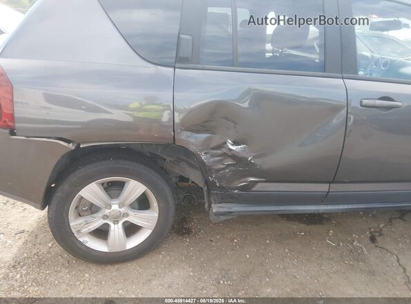 1C4NJCBA2GD568621 2016 JEEP COMPASS Gray Widok z przodu