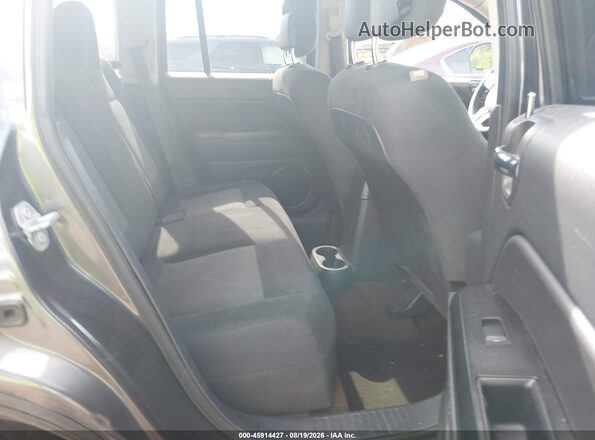 1C4NJCBA2GD568621 2016 JEEP COMPASS Gray Widok naklejki z numerem VIN