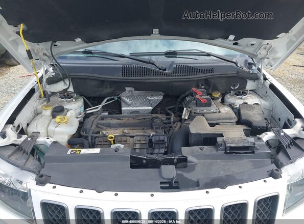 1C4NJCBA2GD785747 2016 JEEP COMPASS White Вид ззаду