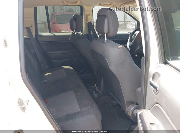 1C4NJCBA6GD611938 2016 JEEP COMPASS White Vista de la etiqueta del VIN