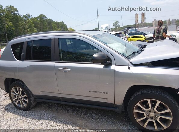 1C4NJCBA6GD711229 2016 JEEP COMPASS Gray Vista interior trasera