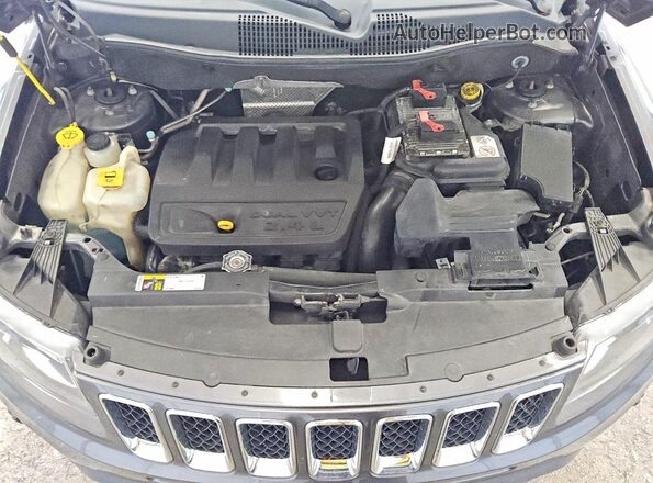 1C4NJCBB8GD777449 2016 JEEP COMPASS Black Rear interior view