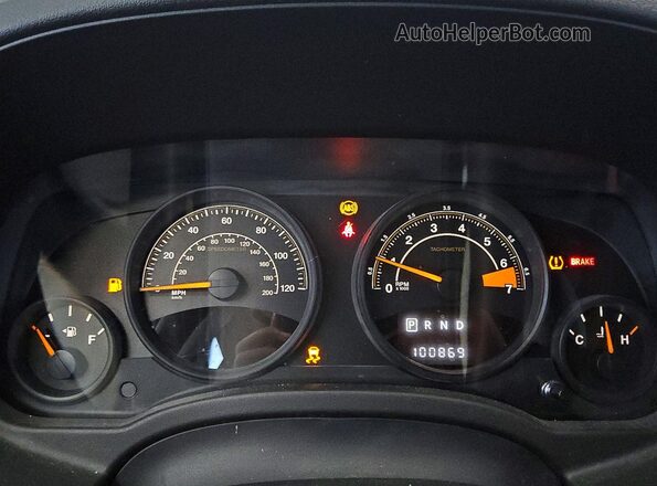 1C4NJCBB8GD777449 2016 JEEP COMPASS Black Instrument cluster view
