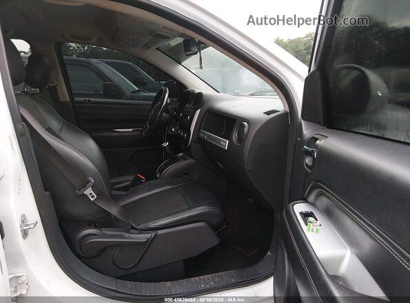 1C4NJCEA0GD773947 2016 JEEP COMPASS White Widok wnętrza z przodu