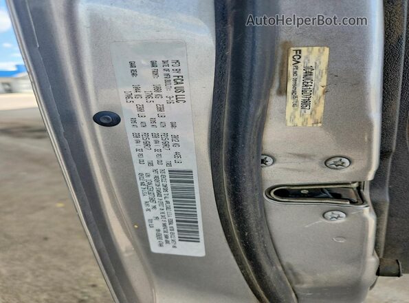 1C4NJCEA1GD716057 2016 JEEP COMPASS Silver Widok naklejki z numerem VIN