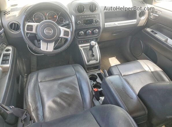 1C4NJCEA3GD761081 2016 JEEP COMPASS Silver Vista del salpicadero