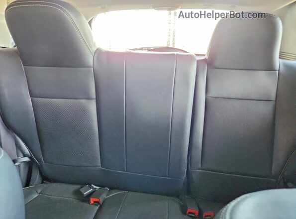 1C4NJCEA4GD676699 2016 JEEP COMPASS Gray Widok tylnych siedzeń
