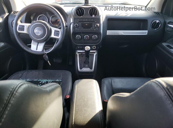 1C4NJCEA4HD116151 2017 JEEP COMPASS White Vista del salpicadero