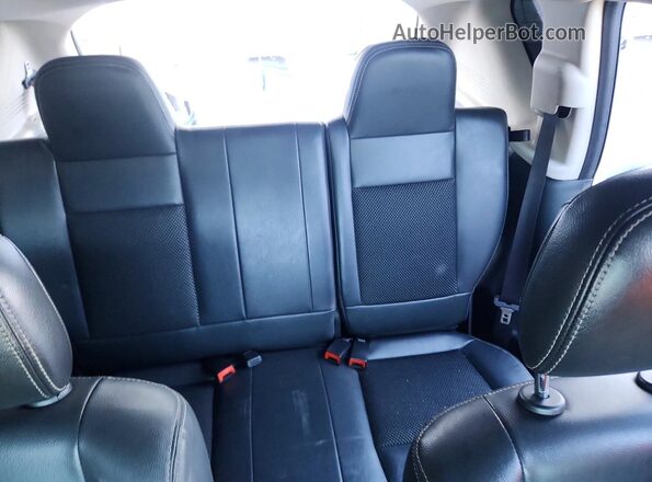 1C4NJCEA6GD633109 2016 JEEP COMPASS Белый Вид задних сидений