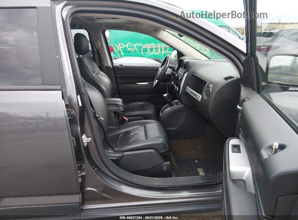 1C4NJCEA7HD130514 2017 JEEP COMPASS Серый Вид салона спереди