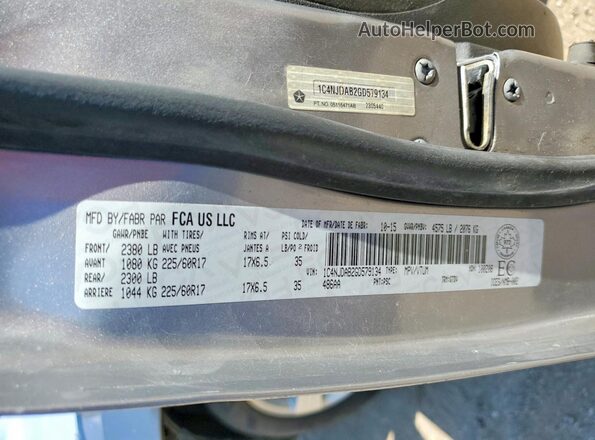 1C4NJDAB2GD579134 2016 JEEP COMPASS Silver Vista de la etiqueta del VIN