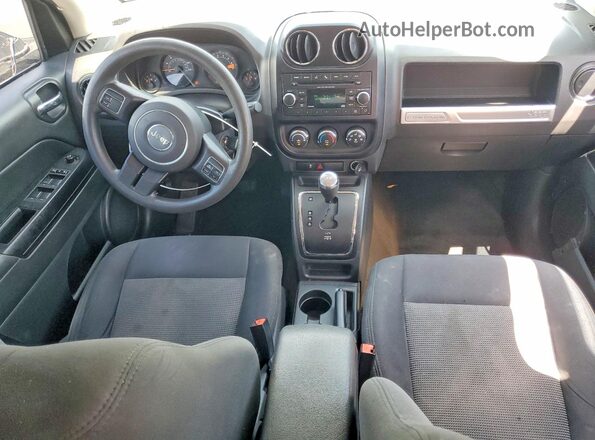 1C4NJDBB1GD658096 2016 JEEP COMPASS Black Вид панелі приладів
