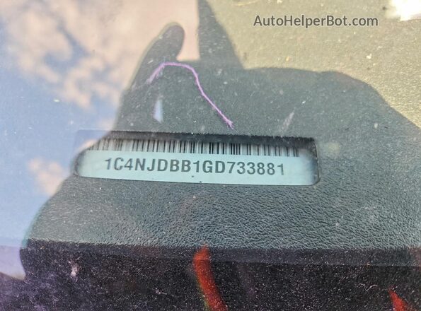 1C4NJDBB1GD733881 2016 JEEP COMPASS Silver VIN կոդի պիտակի տեսք