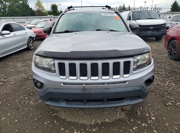 1C4NJDBB2GD598720 2016 JEEP COMPASS Silver Widok z przodu