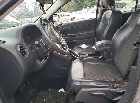 1C4NJDBB2GD598720 2016 JEEP COMPASS Silver Widok wnętrza z przodu