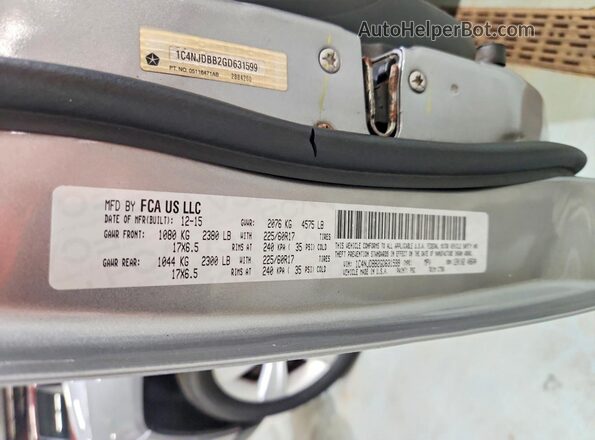 1C4NJDBB2GD631599 2016 JEEP COMPASS Серебряный Вид наклейки с VIN-кодом
