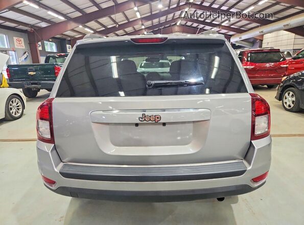 1C4NJDBB2GD631599 2016 JEEP COMPASS Серебряный Вид сзади