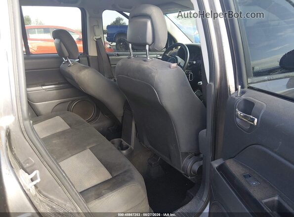 1C4NJDBB2GD661900 2016 JEEP COMPASS Gray Вид наклейки з VIN-кодом